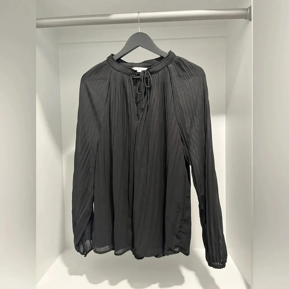 Ophelia Roe Black Long Sleeve pleated Blouse with lining Size Large
